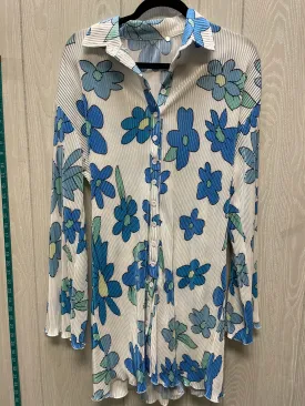 Dress Casual Short By Clothes Mentor In Floral Print, Size: M