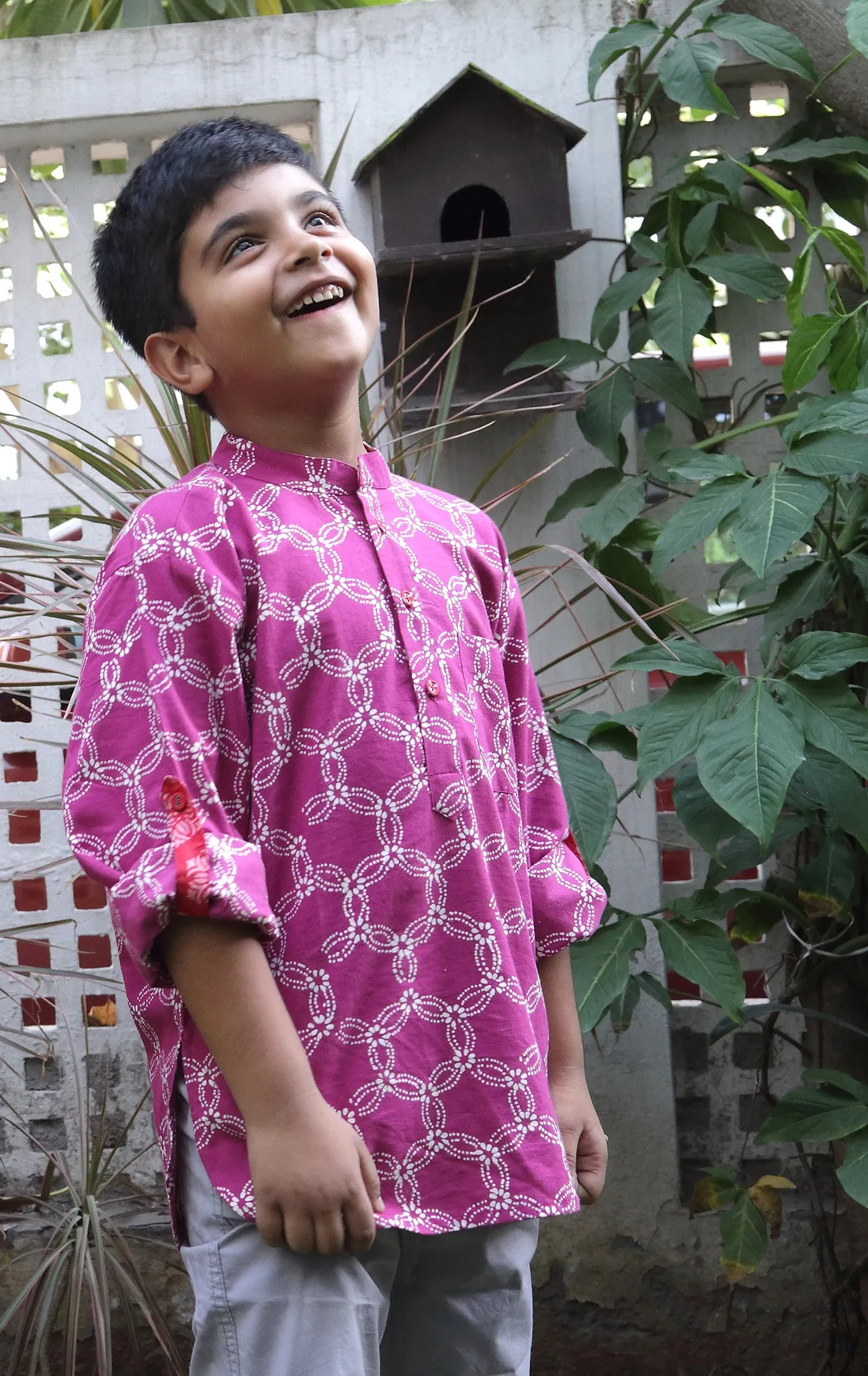 Short Kurta w/ Roll-up Sleeves